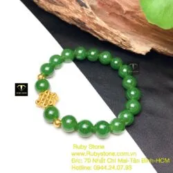 Vòng ngọc bích xanh lá 9 ly, mix charm Đồng tâm kết vàng 24k - Hình ảnh 3