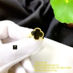 Nhẫn cỏ bốn cánh ngọc Mực Dục, vàng 18k - Hình ảnh 4