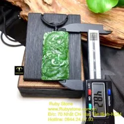 Mặt dây chuyền ngọc bích Canada chạm Rồng, kích thước 48mm - Hình ảnh 4