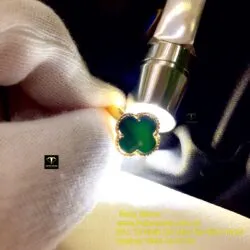 Nhẫn cỏ bốn cánh ngọc Mực Dục, vàng 18k - Hình ảnh 3