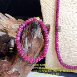 Bộ sản phẩm vòng cổ và vòng tay Ruby thiên nhiên mài giác - Hình ảnh 2