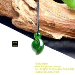 Mặt dây chuyền ngọc bích Maori kiểu twist, kích thuớc 36mm