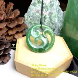 Mặt dây chuyền ngọc bích Maori kiểu Koru, kích thước 50mm - Ảnh 3