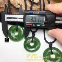 Đồng điếu ngọc bích khắc chú “Ommani padme hum” - Hình ảnh 2