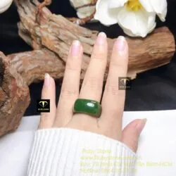 Nhẫn yên ngựa Ngọc bích Canada xanh lá