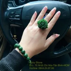 Bộ sản phẩm Vòng chuỗi ngọc bích đậm 12 ly và nhẫn hoa mẫu đơn