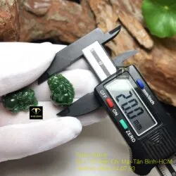 Tỳ hưu Ngọc bích chạm khắc tinh xảo, kích thước 20mm - Ảnh 3