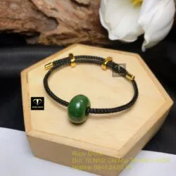 Vòng tay charm ngọc bích xanh lá mài trơn - Hình ảnh 5