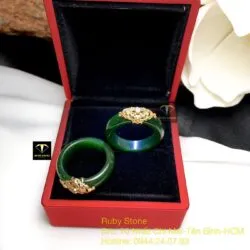Nhẫn tròn ngọc bích Canada xanh lý đậm, vàng 18k - Ảnh 2