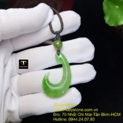 Mặt dây chuyền ngọc bích Maori kiểu Matau (lưỡi câu cá), KT 38mm