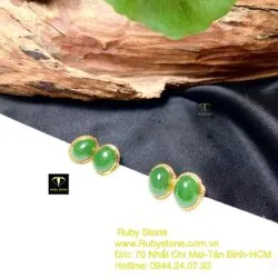 Khuyên tai Oval ngọc bích xanh lá, vàng 18k - Hình ảnh 6