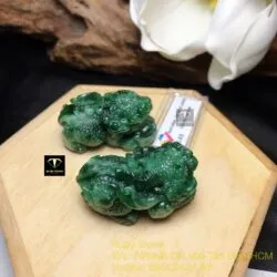 Cặp tỳ hưu ngọc Cẩm thạch xanh lý tạc tay tinh xảo, kích thước 38mm