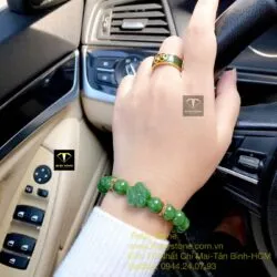 Bộ sản phẩm vòng Ngọc bích charm hoa mai, bi vàng 24k và nhẫn ngọc kim tiền kép, vàng 18k - Ảnh 3