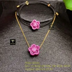 Bộ sản phẩm mặt dây chuyền và vòng tay hoa sen Ruby Nam Phi