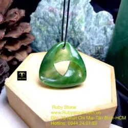 Mặt dây chuyền ngọc bích Maori, KT 40mm