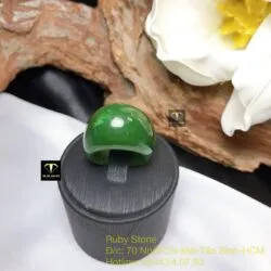 Nhẫn yên ngựa Ngọc bích Canada xanh lá - Ảnh 4