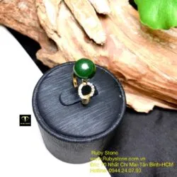 Nhẫn trái châu Ngọc bích xanh đậm, vàng 18k - Ảnh 5