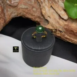 Nhẫn trái châu Ngọc bích đai trơn, vàng 18k - Hình ảnh 4