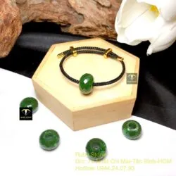 Vòng tay charm ngọc bích xanh lá mài giác - Ảnh 4