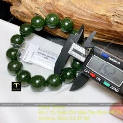 Vòng chuỗi Ngọc bích xanh đậm VIP 15 ly - Hình ảnh 4