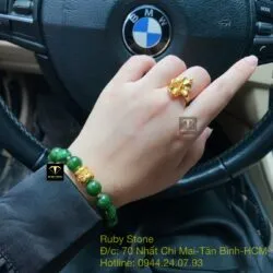 Vòng tay Ngọc bích 10 ly mix Lu chú "Om" vàng 24k