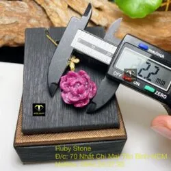 Mặt dây chuyền hoa sen Ruby Nam Phi, móc vàng bướm 18k - Ảnh 4