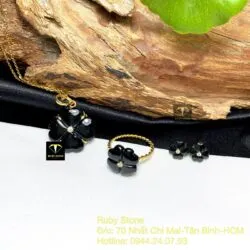 Bộ trang sức cỏ bốn cánh ngọc Phỉ Thúy Mực Dục, vàng 18k - Hình ảnh 4