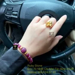 Vòng tay Ruby Nam Phi 8 ly, mix trái châu mài giác và bánh xe vàng 24k