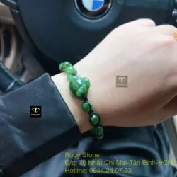 Vòng tay Đầu báo Ngọc bích hạt 8 ly