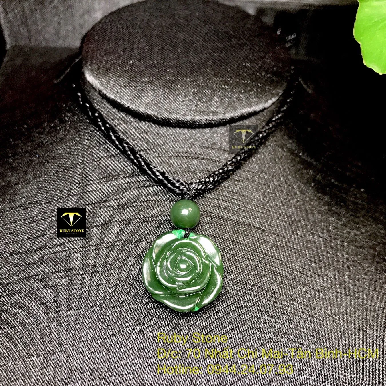 Mặt dây chuyền hoa mẫu đơn Ngọc bích xanh lý đậm Mặt dây chuyền hoa mẫu đơn Ngọc bích xanh lý đậm - Ảnh 6