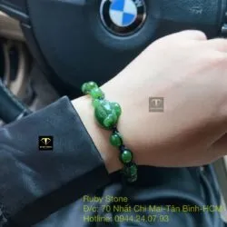 Vòng tay Đầu báo Ngọc bích hạt 8 ly