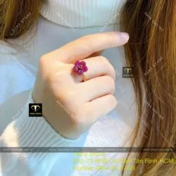 Nhẫn hoa mai Ruby Nam Phi, vàng 18k - Hình ảnh 9