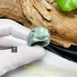 Nhẫn thiềm thừ ngọc Cẩm thạch tạc tay tinh xảo - Hình ảnh 7