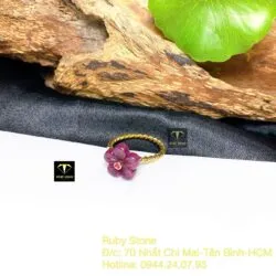 Nhẫn hoa mai Ruby Nam Phi, vàng 18k - Hình ảnh 2