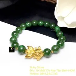 Vòng tay Ngọc bích xanh lý 10 ly, mix charm vàng con cá 24k - Hình ảnh 4