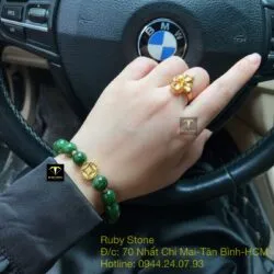Vòng Ngọc bích xanh lý 10 ly, mix charm Đồng tiền vàng 24k