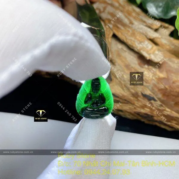 Ngọc Phỉ Thúy Mực Dục là gì? Có công dụng như thế nào?
