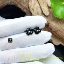 Khuyên tai cỏ bốn cánh Phỉ Thuý Mực Dục, vàng 18k - Hình ảnh 5