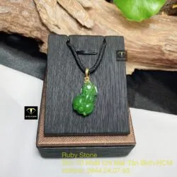 Mặt dây chuyền Tỳ hưu ngọc bích Canada, móc vàng 18k - Ảnh 2