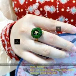 Nhẫn hoa mẫu đơn Ngọc bích xanh đậm, vàng 18k - Ảnh 6