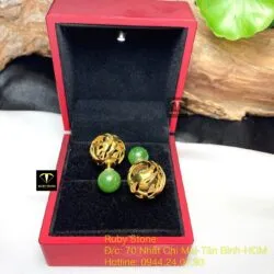 Khuyên tai trái châu Ngọc bích, vàng 18k - Hình ảnh 3