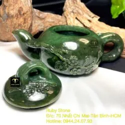 Ấm trà hoa mai ngọc bích Canada tạc tay tinh xảo - Hình ảnh 4