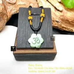 Mặt dây chuyền Lục Tự Đại Minh Chân Ngôn, mặt sau khắc chữ “Om”, KT 21mm - Ảnh 3