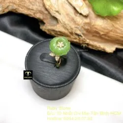 Nhẫn hoa mẫu đơn Ngọc bích, vàng 18k - Ảnh 2