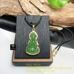 Phật Quan Âm ngọc bích Canada xanh lá, vàng 18k - Ảnh 3