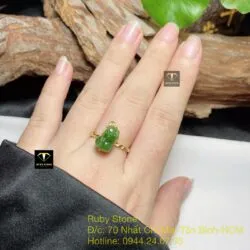 Nhẫn tỳ hưu Ngọc bích Canada xanh lá, vàng 18k - Ảnh 5