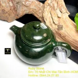 Ấm trà ngọc bích Canada trơn chạm tay