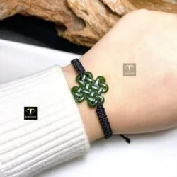 Đồng tâm kết Ngọc bích thắt dây đeo tay