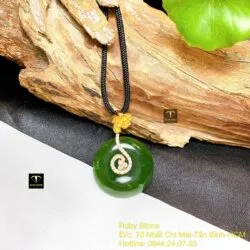 Mặt dây chuyền đồng điếu Ngọc bích, móc vàng 18k - Hình ảnh 3