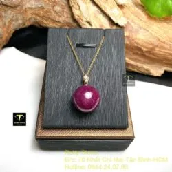 Mặt dây chuyền trái châu Ruby Nam Phi 17mm, móc bạc xi vàng hồng